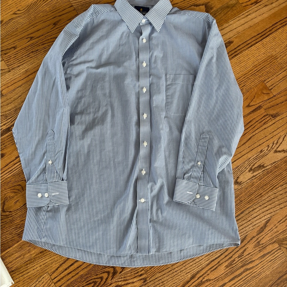Stafford Men's Blue and White Striped Dress Shirt